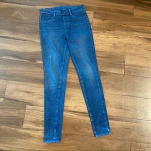 Uniqlo HEATTECH jeggings in size 26-27